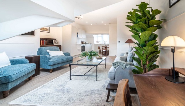 One Bed Luxury Hoylake Penthouse