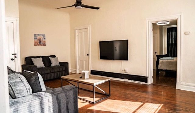 One Bed Retreat in Long Branch