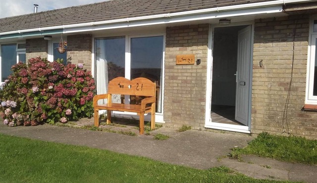 one bed room with sofa bed, wifi , sea views