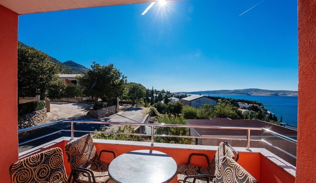 One bedroom apartment with terrace and sea view Starigrad (Paklenica) (A-14113-d)