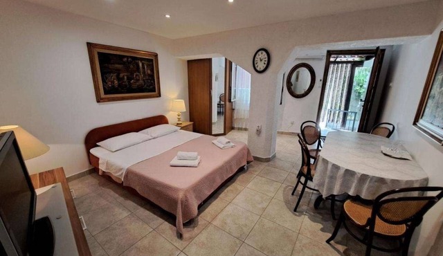 One bedroom apartment with terrace Draga Bašćanska, Krk (A-22861-a)