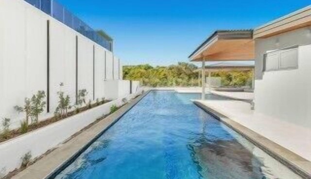 One Bedroom Apartment (Large Terrace)