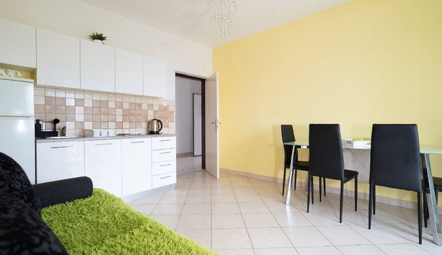One bedroom apartment with terrace