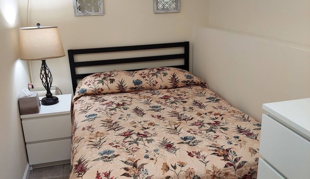 One bedroom apartment in a quiet peaceful area.