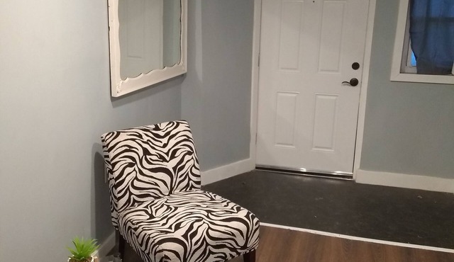 One Bedroom Apartment JUST RIghT !