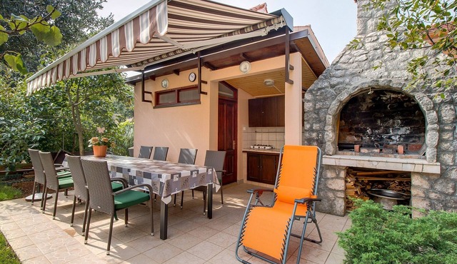 One bedroom apartment with terrace Artatore, Lošinj (A-7934-a)