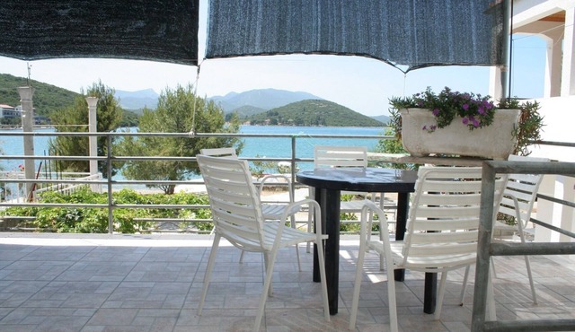 One bedroom apartment near beach Luka Dubrava, Pelješac (A-284-c)