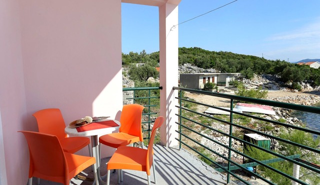 One bedroom apartment near beach Žuronja, Pelješac (A-10123-a)