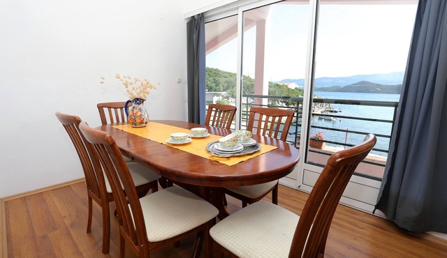 One bedroom apartment near beach Žuronja, Pelješac (A-10123-b)