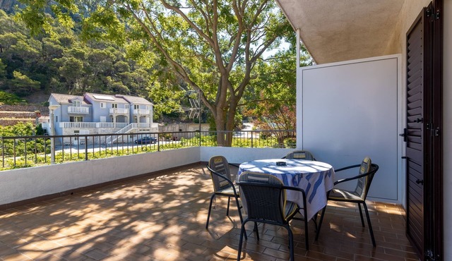 One bedroom apartment with terrace and sea view Cove Vela Stiniva, Hvar (A-14511-b)