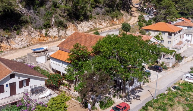 One bedroom apartment with balcony and sea view Cove Vela Stiniva, Hvar (A-14511-c)