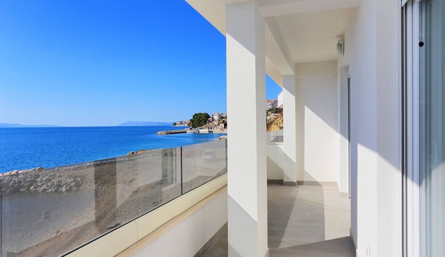 One bedroom apartment near beach Živogošće - Porat, Makarska (A-18150-b)