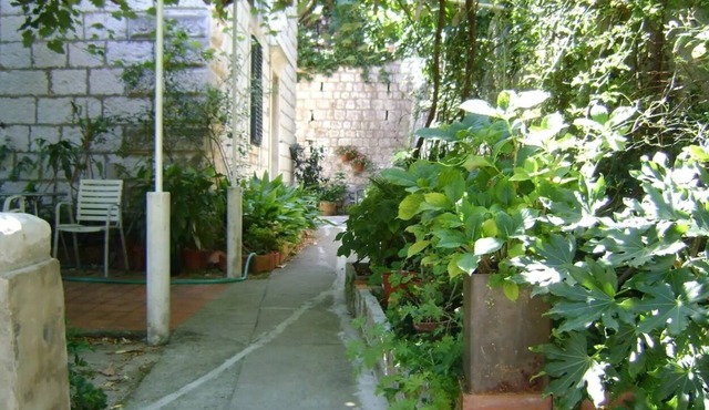 One bedroom apartment with air-conditioning Dubrovnik (A-18908-a)