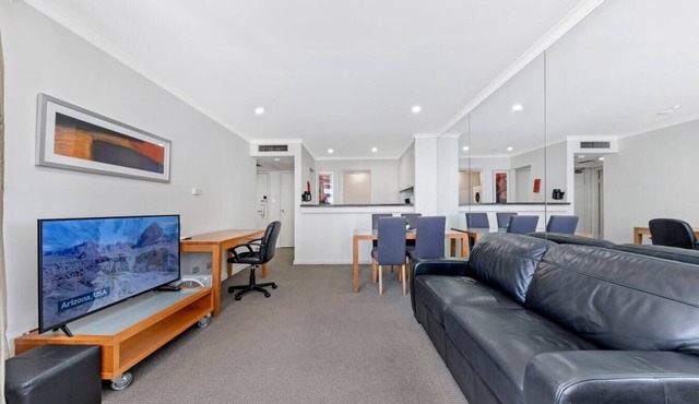 One Bedroom Apartment Near Opera House and Bridge