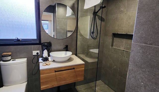 One Bedroom Apartment