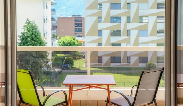 One-bedroom apartment with small terrace 5 min from the centre (MINUSIO)