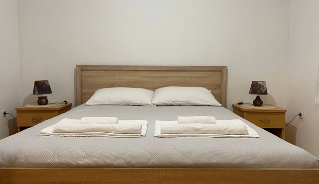 One bedroom apartment near beach Žuljana, Pelješac (A-20094-b)