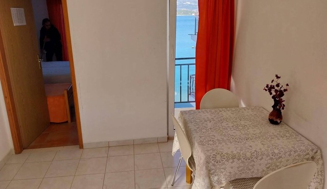One bedroom apartment near beach Cove Pještata, Pelješac (A-24021-c)