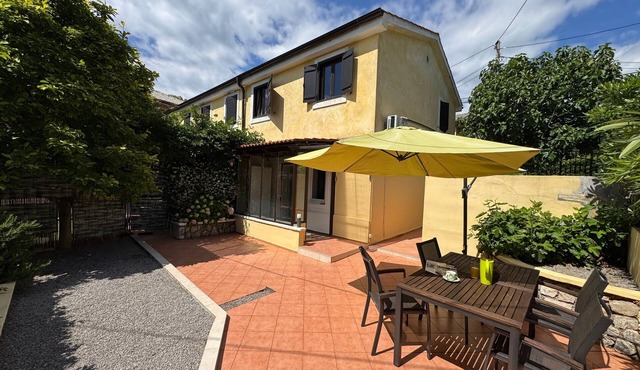 One bedroom apartment with air-conditioning Kostrena, Rijeka (A-20958-a)