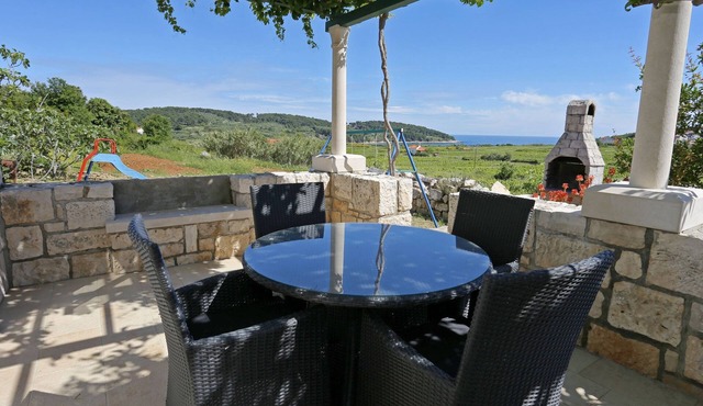 One bedroom apartment with terrace and sea view Lumbarda, Korčula (A-4429-a)