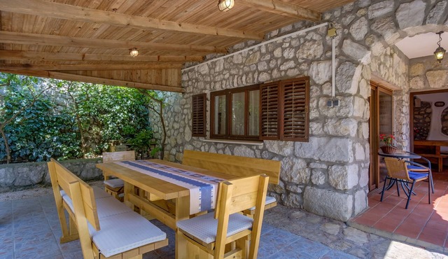 One bedroom apartment with terrace Punta križa, Cres (A-867-b)