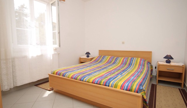 One bedroom apartment with terrace Nerezine, Lošinj (A-3451-d)