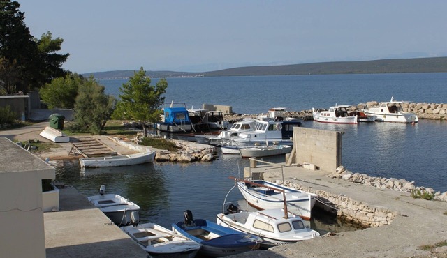 One bedroom apartment with terrace and sea view Neviđane, Pašman (A-8453-c)