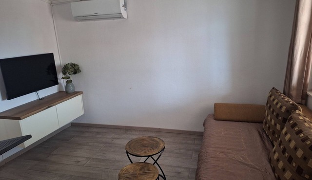 One bedroom apartment near beach Neviđane, Pašman (A-11902-c)