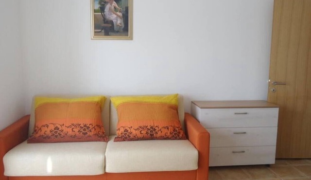 One bedroom apartment near beach Vidalići, Pag (A-18936-e)