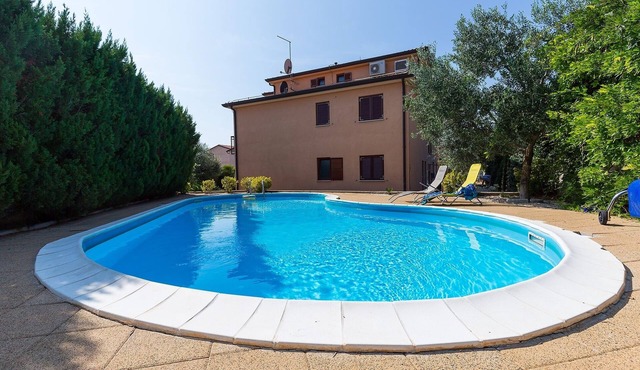 One bedroom apartment with terrace Novigrad (A-7078-a)