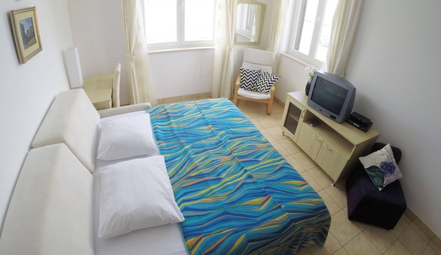 One bedroom apartment with air-conditioning Vinjerac, Zadar (A-3093-j)