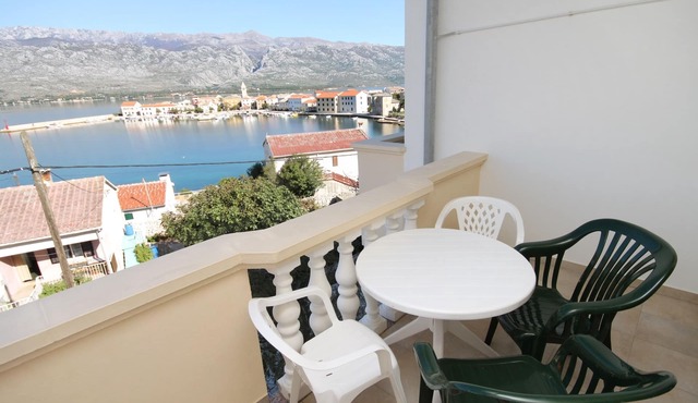 One bedroom apartment with terrace and sea view Vinjerac, Zadar (A-3248-c)