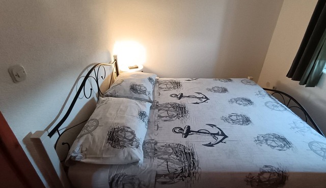 One bedroom apartment with balcony and sea view Posedarje, Novigrad (A-6190-b)