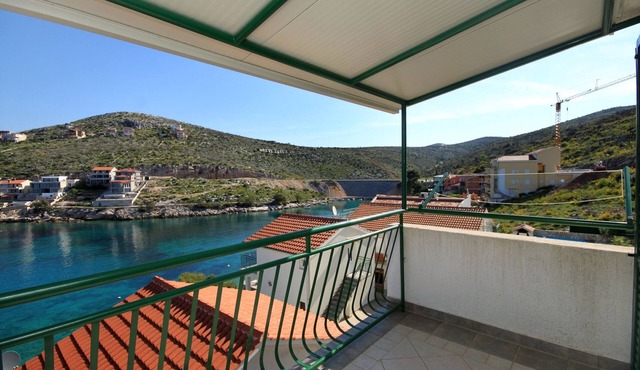 One bedroom apartment near beach Bilo, Primošten (A-4191-c)