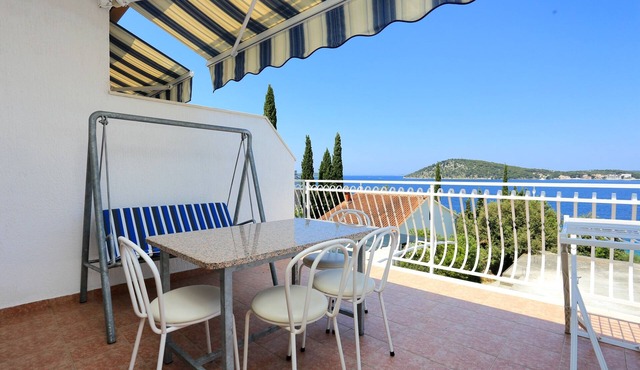 One bedroom apartment near beach Ražanj, Rogoznica (A-10373-b)