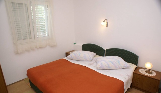 One bedroom apartment with balcony Trstenik, Pelješac (A-4512-a)