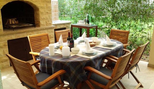 One bedroom apartment near beach Verunić, Dugi otok (A-8103-d)