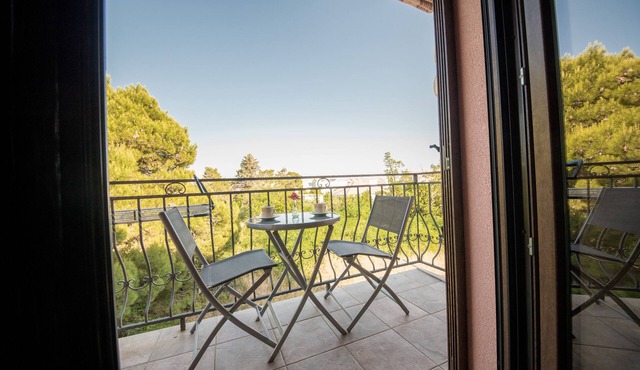 One bedroom apartment near beach Vrsi - Mulo, Zadar (A-5848-c)