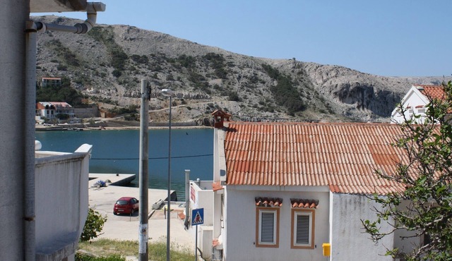 One bedroom apartment with terrace and sea view Metajna, Pag (A-6498-d)