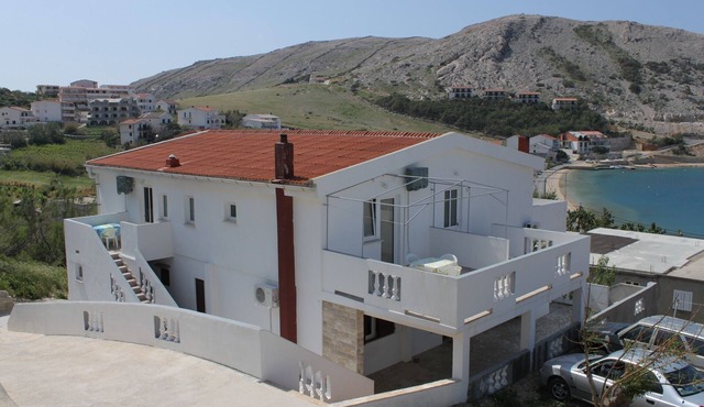 One bedroom apartment with terrace and sea view Metajna, Pag (A-6336-f)