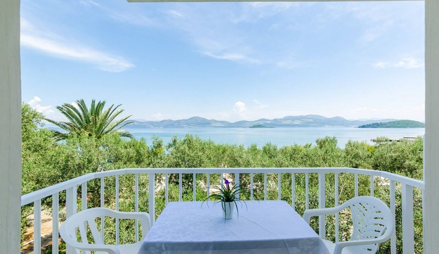 One bedroom apartment near beach Drače, Pelješac (A-4529-b)