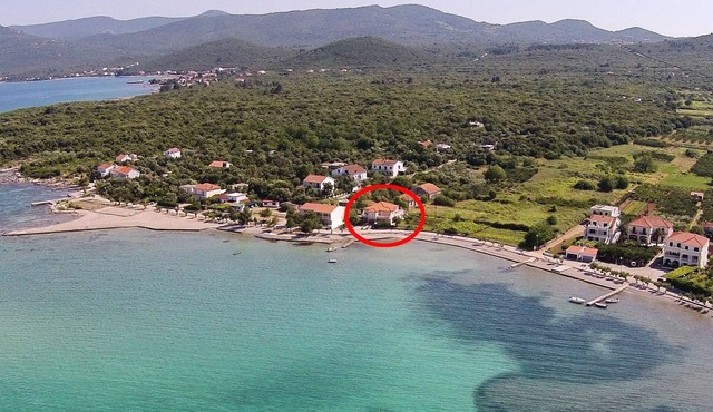 One bedroom apartment near beach Sreser, Pelješac (A-10138-c)