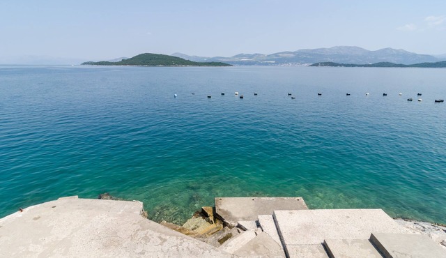 One bedroom apartment near beach Cove Pještata, Pelješac (A-14440-f)