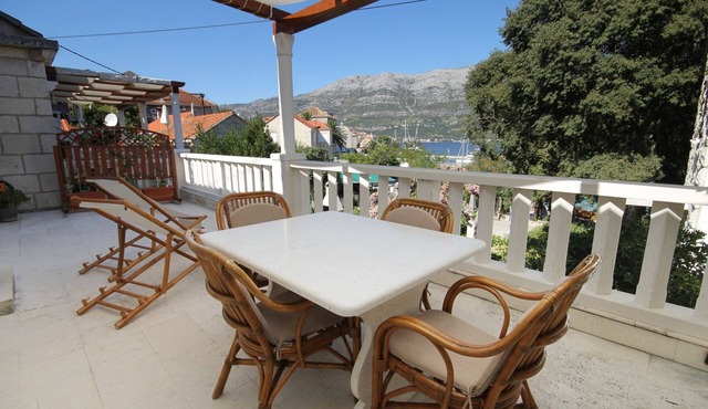 One bedroom apartment near beach Korčula (A-9000-a)