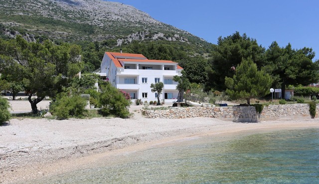 One bedroom apartment near beach Kučište - Perna, Pelješac (A-4545-g)