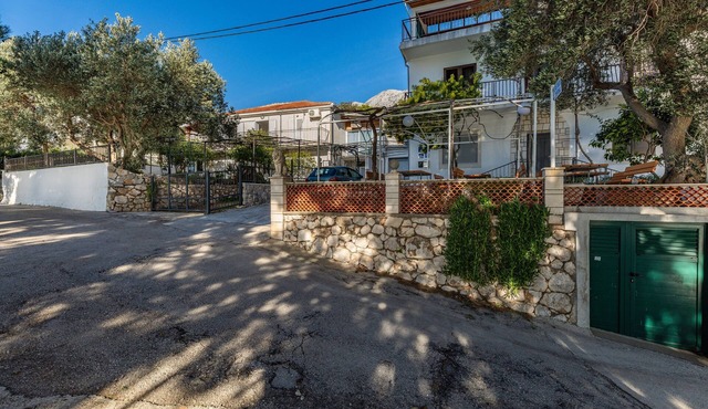 One bedroom apartment near beach Živogošće - Mala Duba, Makarska (A-2603-b)