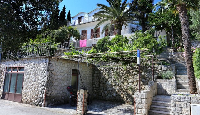 One bedroom apartment near beach Trpanj, Pelješac (A-258-b)