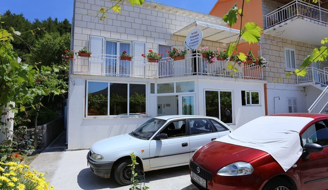 One bedroom apartment with terrace and sea view Žuljana, Pelješac (A-252-e)