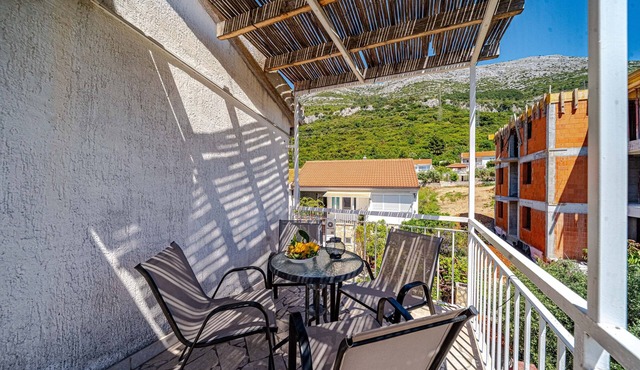 One bedroom apartment with terrace and sea view Kučište - Perna, Pelješac (A-4538-d)