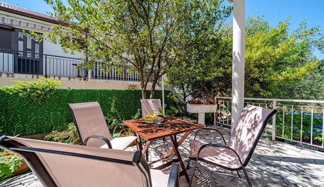 One bedroom apartment with terrace Kučište - Perna, Pelješac (A-4629-a)